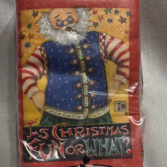 New VINTAGE Designer Collection 10 Christmas Handkerchiefs Santa Designed - Picture 6 of 6